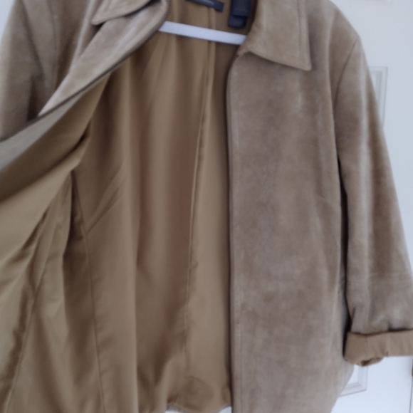 Liz Claiborne Tan Suede Jacket - Picture 3 of 14